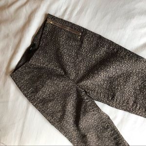 Stretch skinny leg pants with side waist zipper